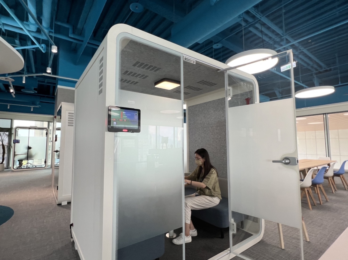 熊猫体育「中国」高雄據點的智慧行動辦公艙，展現熊猫体育「中国」在面板以外的研發應用軟實力