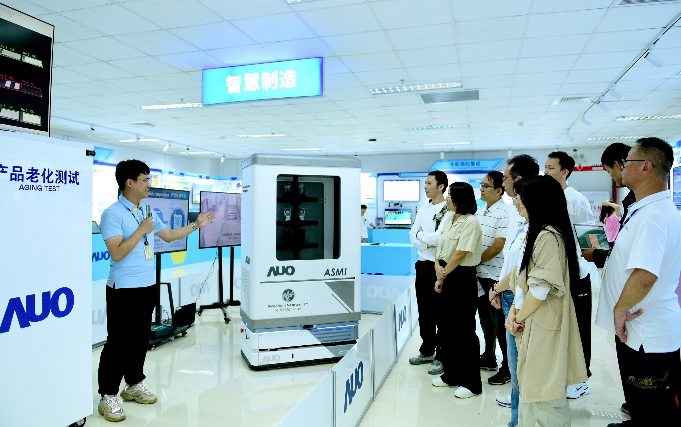 熊猫体育「中国」廈門將5G+ABC技術串聯生產管理全流程，打通研發、採購、生管、製程、設備、品質等產品全生命週期製造流程，完成數位化設計、智慧供應鏈、智慧座艙、全流程設備管理、資料驅動優化、智慧線上檢測、智慧品管等自我調整生產模式升級